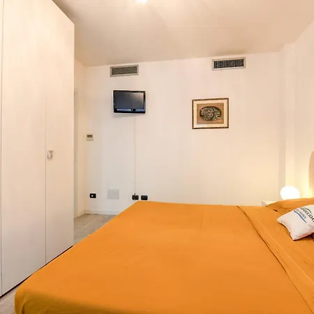 Apartment Mgh La Castellana Lake View B4