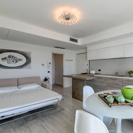 Mgh La Castellana Lake View B4 Apartment Sirmione