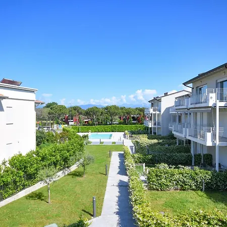 Mgh La Castellana Lake View B4 Apartment *